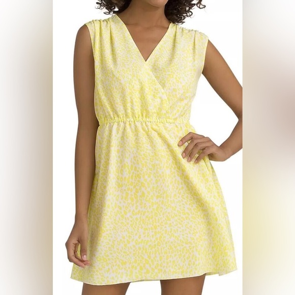 Yellow Leopard Wrap Dress - Picture 2 of 2